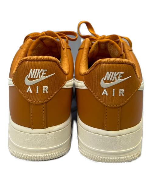 NIKE（ナイキ）NIKE (ナイキ) AIR FORCE 1 07 LV8 NOS オレンジ サイズ:26.5の古着・服飾アイテム