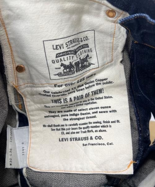 LEVI'S（リーバイス）LEVI'S (リーバイス) ボタンフライデニムパンツ インディゴ サイズ:３０の古着・服飾アイテム