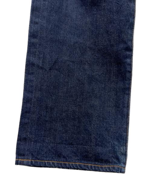 LEVI'S（リーバイス）LEVI'S (リーバイス) ボタンフライデニムパンツ インディゴ サイズ:３０の古着・服飾アイテム
