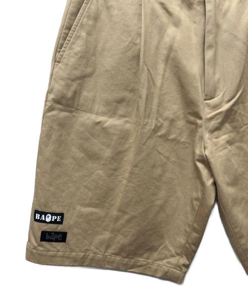 A BATHING APE（アベイシングエイプ）A BATHING APE (アベイシングエイプ) ハーフパンツ ベージュ サイズ:Ｌの古着・服飾アイテム