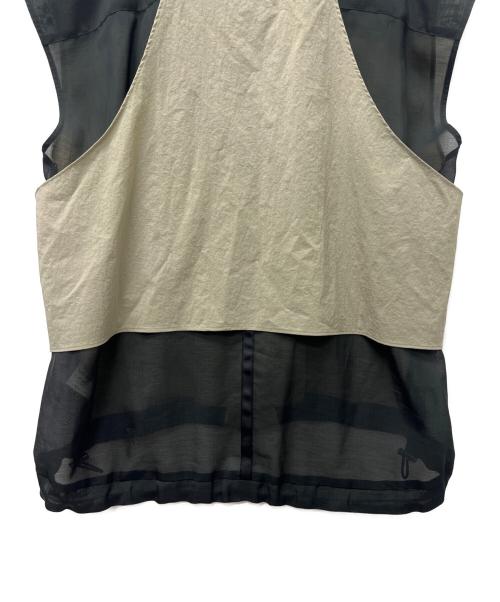 Parc.1（パルクアン）Parc.1 (パルクアン) ナイロンタフタ×シアーベスト ベージュ×ブラック サイズ:１の古着・服飾アイテム