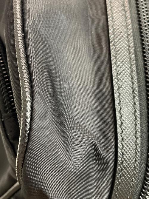 PRADA（プラダ）PRADA (プラダ) セカンドバッグ ブラックの古着・服飾アイテム
