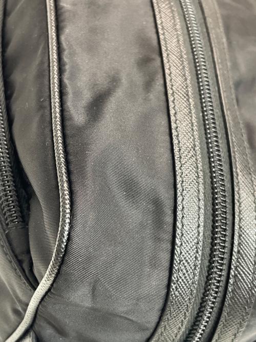 PRADA（プラダ）PRADA (プラダ) セカンドバッグ ブラックの古着・服飾アイテム