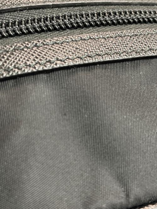 PRADA（プラダ）PRADA (プラダ) セカンドバッグ ブラックの古着・服飾アイテム