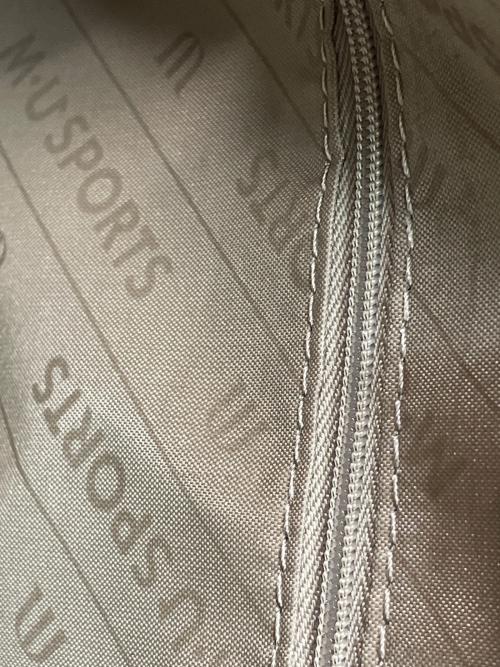 M U SPORTS（エムユースポーツ）M U SPORTS (エムユースポーツ) バッグ ベージュの古着・服飾アイテム