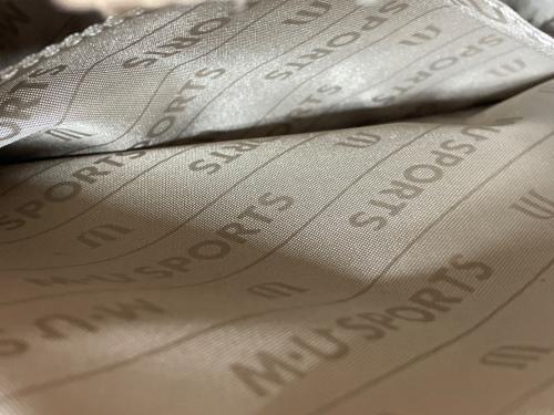 M U SPORTS（エムユースポーツ）M U SPORTS (エムユースポーツ) バッグ ベージュの古着・服飾アイテム