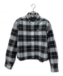 FRED PERRY（フレッドペリー）の古着「クロップドシャツ」｜ブルー×ブラック