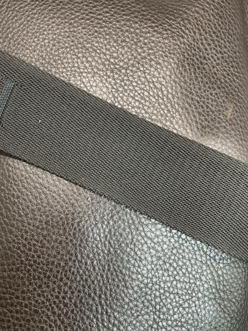LOEWE（ロエベ）LOEWE (ロエベ) レザーショルダーバッグ ブラウンの古着・服飾アイテム