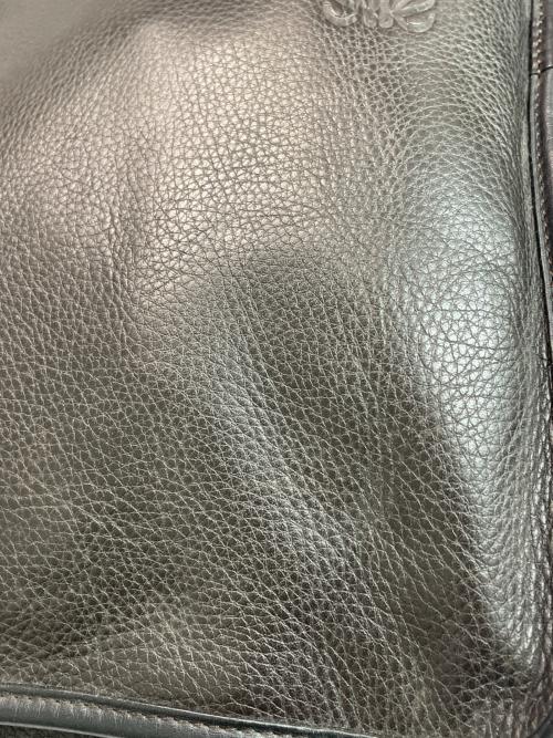 LOEWE（ロエベ）LOEWE (ロエベ) レザーショルダーバッグ ブラウンの古着・服飾アイテム