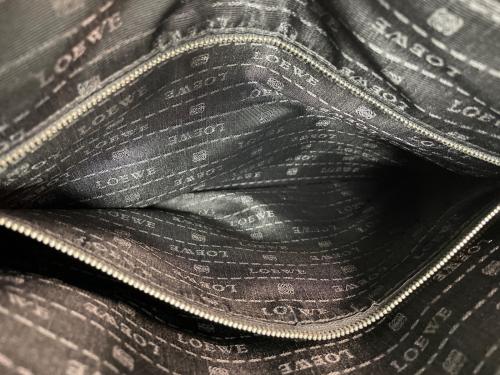 LOEWE（ロエベ）LOEWE (ロエベ) レザーショルダーバッグ ブラウンの古着・服飾アイテム