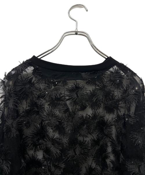 provoke（プロヴォーク）provoke (プロヴォーク) チュールフラワープルオーバー ブラック×グレー サイズ:Ｌの古着・服飾アイテム