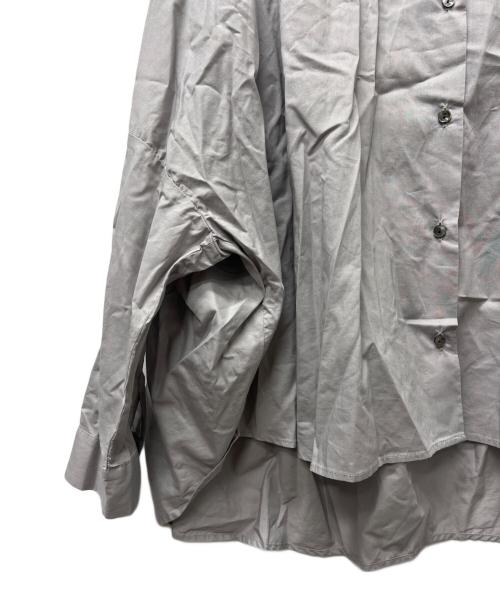 mizuiro-ind（ミズイロインド）mizuiro-ind (ミズイロインド) バックギャザーワイドシャツ グレー サイズ:不明の古着・服飾アイテム