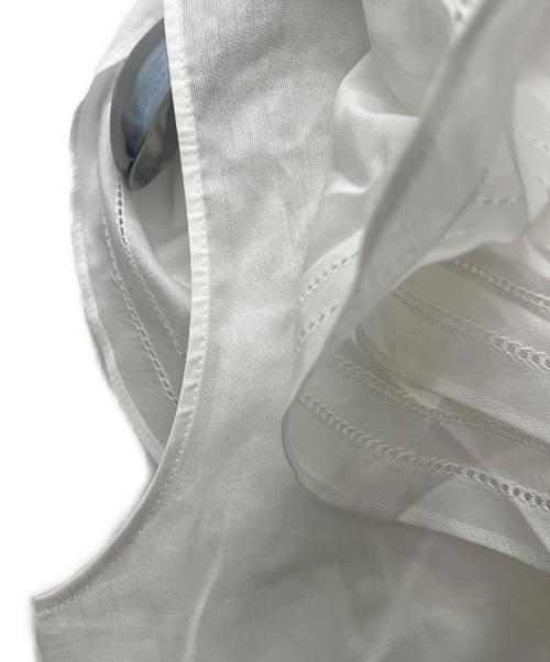 DRAWER（ドゥロワー）DRAWER (ドゥロワー) コットン ボイル フリル ノースリーブ ブラウス ホワイト サイズ:３６の古着・服飾アイテム