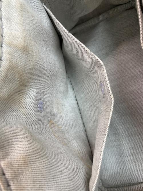 PRADA（プラダ）PRADA (プラダ) ハンドバッグ アイボリーの古着・服飾アイテム