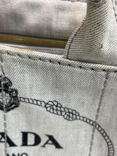 PRADA（プラダ）PRADA (プラダ) ハンドバッグ アイボリーの古着・服飾アイテム