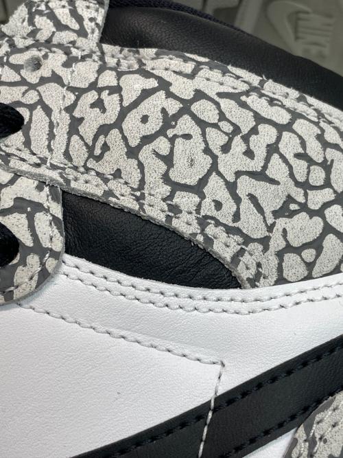 NIKE（ナイキ）NIKE (ナイキ) ハイカットスニーカー グレー×ブラック サイズ:cm27.5の古着・服飾アイテム