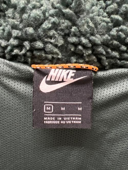 NIKE（ナイキ）NIKE (ナイキ) ボアフリースキルティングジャケット カーキ×オレンジ サイズ:Mの古着・服飾アイテム