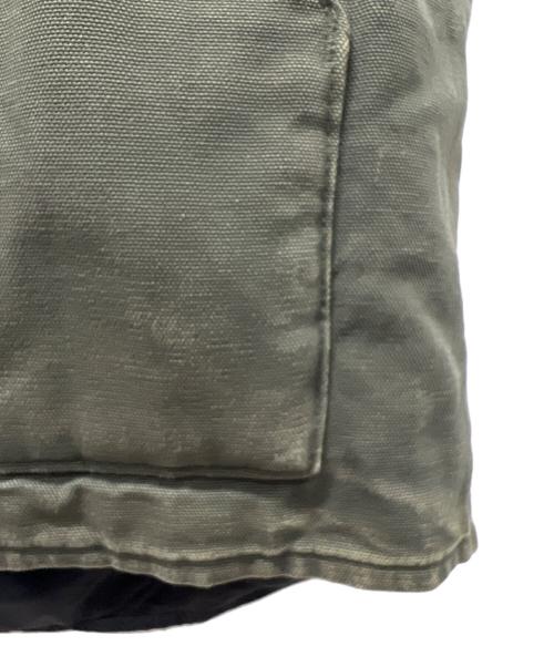 CarHartt（カーハート）CarHartt (カーハート) 中綿ベスト オリーブ×ブラック サイズ:ＸＬの古着・服飾アイテム