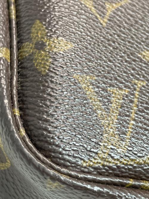 LOUIS VUITTON（ルイ ヴィトン）LOUIS VUITTON (ルイ ヴィトン) ショルダーバッグ ブラウンの古着・服飾アイテム