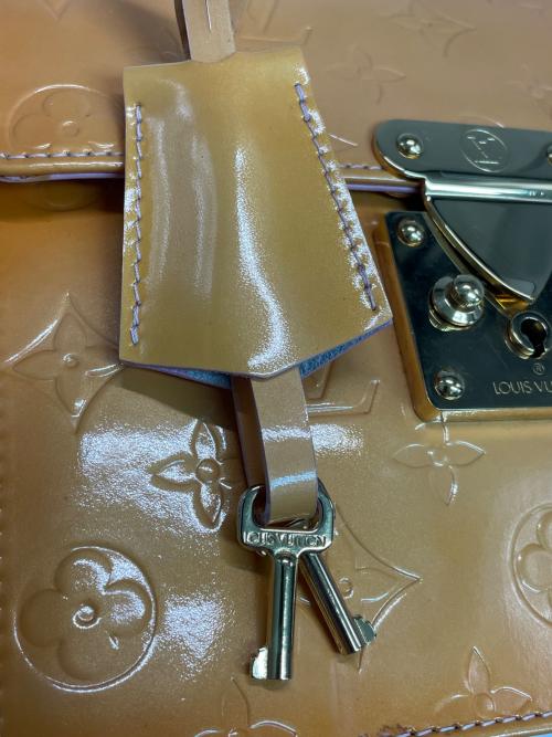 LOUIS VUITTON（ルイ ヴィトン）LOUIS VUITTON (ルイ ヴィトン) スプリングストリート ローズの古着・服飾アイテム