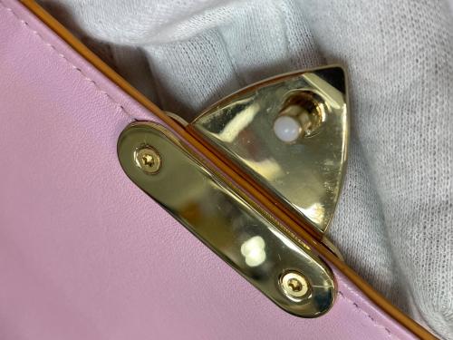 LOUIS VUITTON（ルイ ヴィトン）LOUIS VUITTON (ルイ ヴィトン) スプリングストリート ローズの古着・服飾アイテム