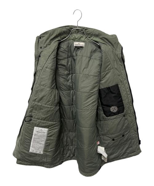STONE ISLAND（ストーンアイランド）STONE ISLAND (ストーンアイランド) プリマロフトミリタリージャケット カーキ サイズ:Mの古着・服飾アイテム
