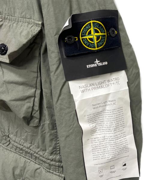 STONE ISLAND（ストーンアイランド）STONE ISLAND (ストーンアイランド) プリマロフトミリタリージャケット カーキ サイズ:Mの古着・服飾アイテム