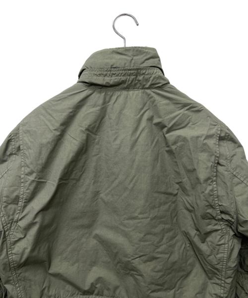 STONE ISLAND（ストーンアイランド）STONE ISLAND (ストーンアイランド) プリマロフトミリタリージャケット カーキ サイズ:Mの古着・服飾アイテム
