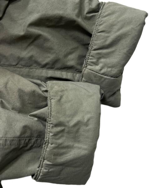STONE ISLAND（ストーンアイランド）STONE ISLAND (ストーンアイランド) プリマロフトミリタリージャケット カーキ サイズ:Mの古着・服飾アイテム