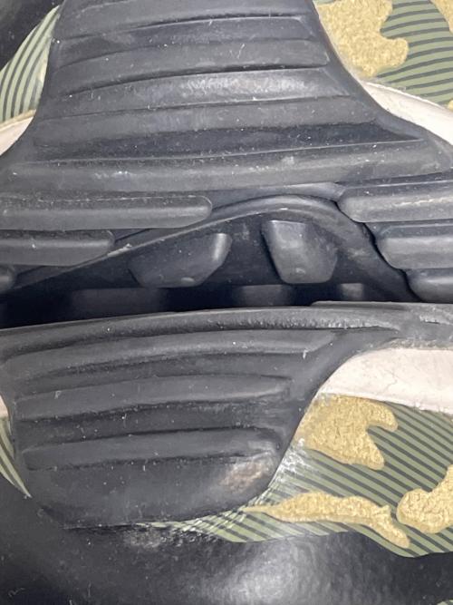 NIKE（ナイキ）NIKE (ナイキ) スニーカー イエロー×ブラック サイズ:SIZE 27.5cmの古着・服飾アイテム