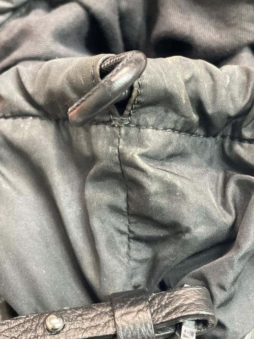 Maison Margiela（メゾンマルジェラ）Maison Margiela (メゾンマルジェラ) 5AC ドローストリングミニバッグ ブラックの古着・服飾アイテム