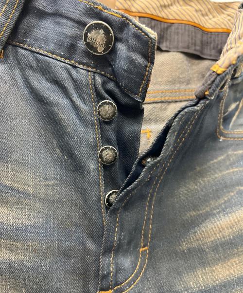 GALLIANO（ガリアーノ）GALLIANO (ガリアーノ) コーティングデニムパンツ インディゴ サイズ:２９の古着・服飾アイテム