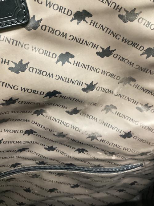 HUNTING WORLD（ハンティングワールド）HUNTING WORLD (ハンティングワールド) ショルダーバッグ ブラックの古着・服飾アイテム