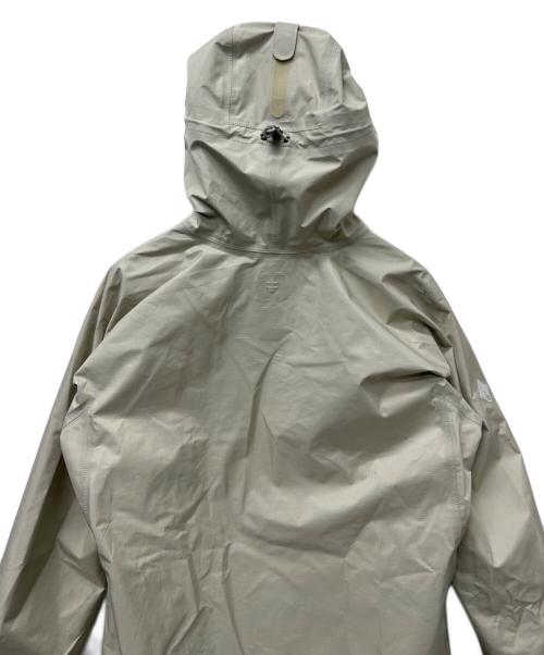 mont-bell（モンベル）mont-bell (モンベル) レイントレッカー ジャケット ベージュ サイズ:Sの古着・服飾アイテム