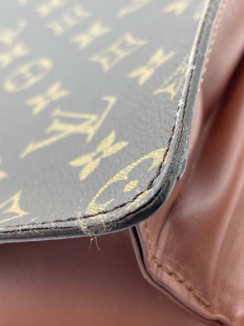 LOUIS VUITTON（ルイ ヴィトン）LOUIS VUITTON (ルイ ヴィトン) セカンドバッグ ブラウンの古着・服飾アイテム