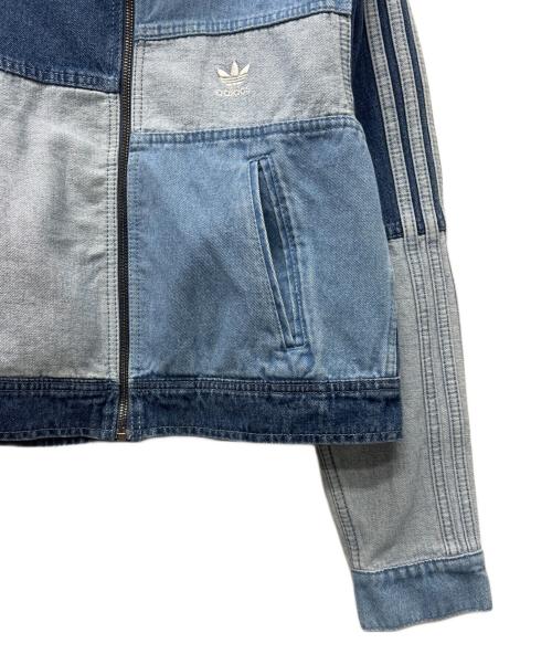 adidas（アディダス）adidas (アディダス) デニムパッチワークトラックトップ スカイブルー×インディゴ サイズ:ＸＳの古着・服飾アイテム