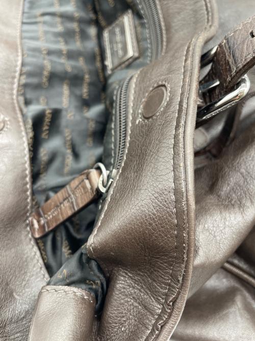 GIORGIO ARMANI（ジョルジオアルマーニ）GIORGIO ARMANI (ジョルジオアルマーニ) ラムレザーバッグ ブラウンの古着・服飾アイテム