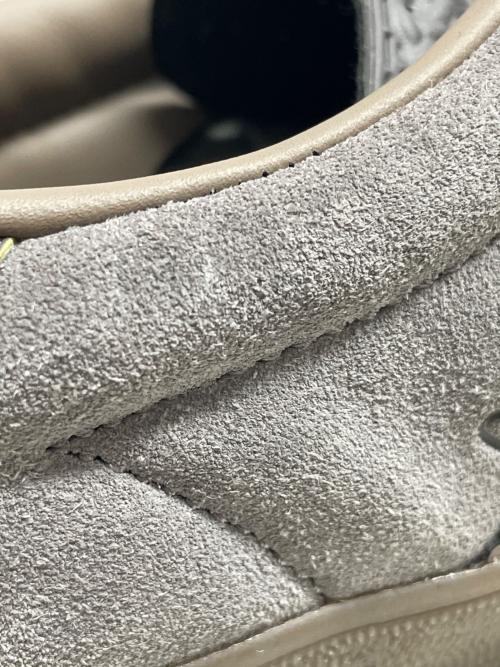 adidas（アディダス）adidas (アディダス) JOURNAL STANDARD別注 (ジャーナルスタンダード) GAZELLE INDOOR JS グレー サイズ:JP245の古着・服飾アイテム
