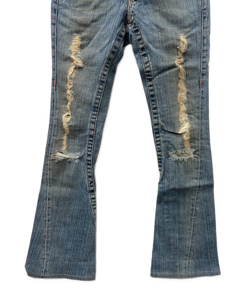 TRUE RELIGION（トゥルー レリジョン）TRUE RELIGION (トゥルー レリジョン) ダメージフレアデニム インディゴ サイズ:23の古着・服飾アイテム