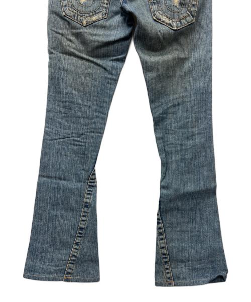TRUE RELIGION（トゥルー レリジョン）TRUE RELIGION (トゥルー レリジョン) ダメージフレアデニム インディゴ サイズ:23の古着・服飾アイテム