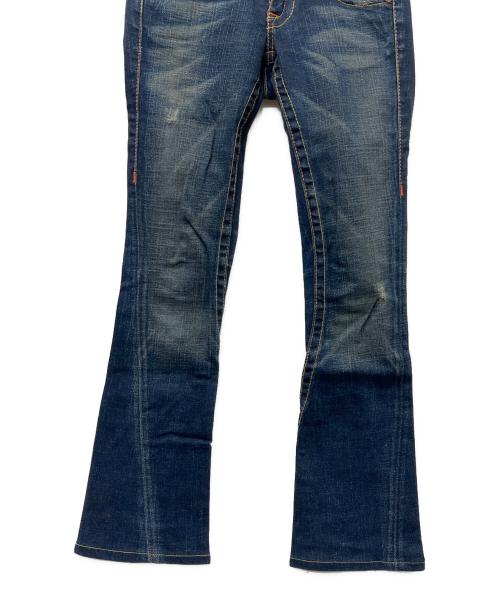 TRUE RELIGION（トゥルー レリジョン）TRUE RELIGION (トゥルー レリジョン) フレアデニムパンツ インディゴ サイズ:２４の古着・服飾アイテム
