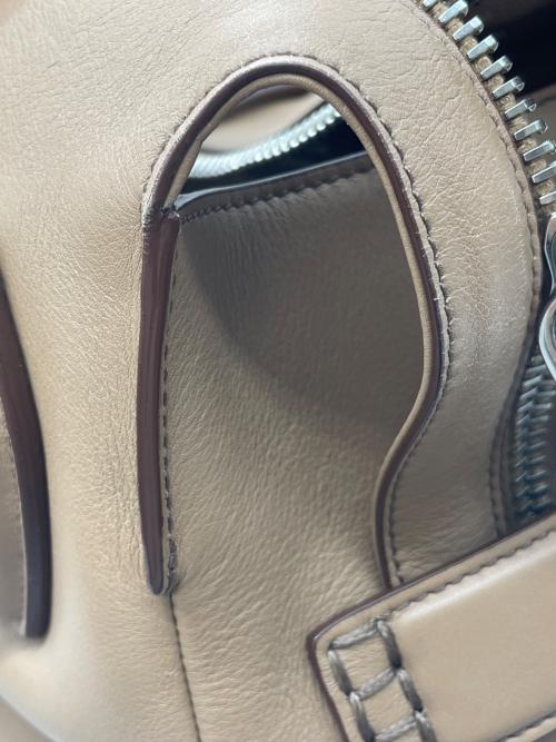 TOD'S（トッズ）TOD'S (トッズ) D-Styling ベージュの古着・服飾アイテム