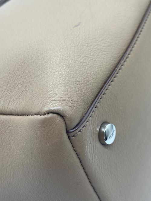 TOD'S（トッズ）TOD'S (トッズ) D-Styling ベージュの古着・服飾アイテム