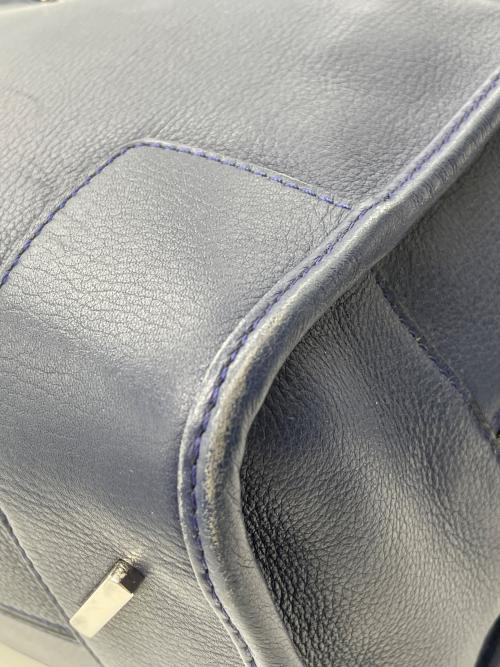 LOEWE（ロエベ）LOEWE (ロエベ) アマソナ28 ネイビーの古着・服飾アイテム