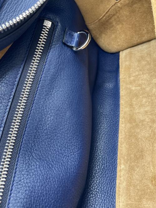 LOEWE（ロエベ）LOEWE (ロエベ) アマソナ28 ネイビーの古着・服飾アイテム
