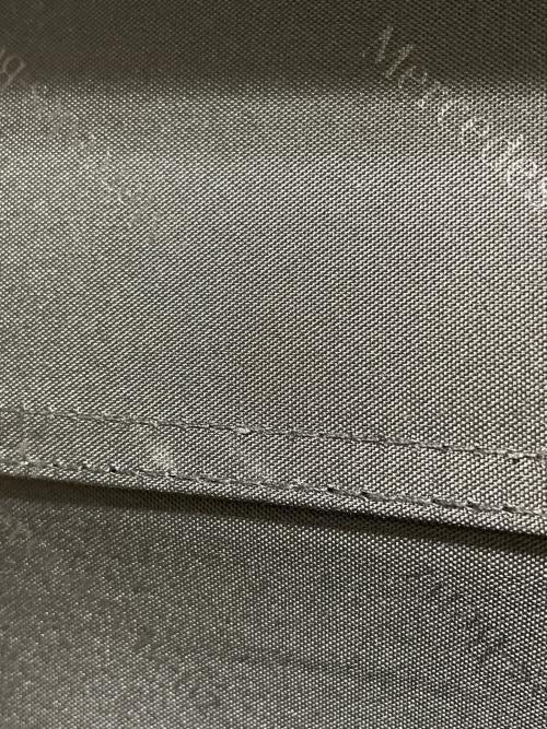 Mercedes Benz（メルセデスベンツ）Mercedes Benz (メルセデスベンツ) キャリーバッグ シルバーの古着・服飾アイテム