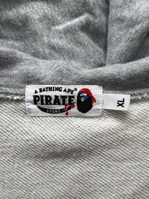 A BATHING APE PIRATE STORE（アベイシングエイプ パイレーツストア）A BATHING APE PIRATE STORE (アベイシングエイプ パイレーツストア) ジップパーカー グレー サイズ:ＸＬの古着・服飾アイテム