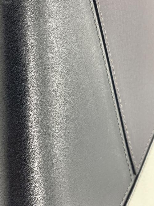 LOEWE（ロエベ）LOEWE (ロエベ) パズルラウンドジップウォレット グレーの古着・服飾アイテム