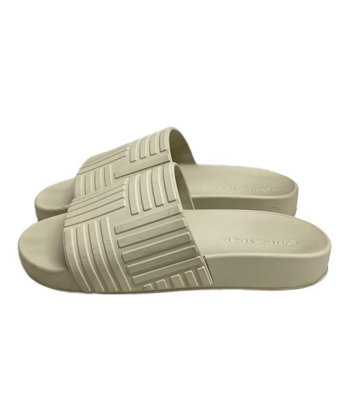 BOTTEGA VENETA（ボッテガベネタ）BOTTEGA VENETA (ボッテガベネタ) スライダーサンダル アイボリー サイズ:SIZE 35の古着・服飾アイテム
