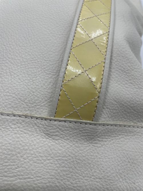 BURBERRY（バーバリー）BURBERRY (バーバリー) ショルダーバッグ ホワイト×イエローの古着・服飾アイテム